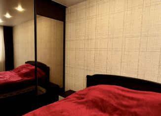 Продам двухкомнатную квартиру, 43 м2, Северодвинск, проспект Ленина, 43