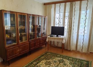 Продажа четырехкомнатной квартиры, 60.9 м2, Оренбург, Театральная улица, 21