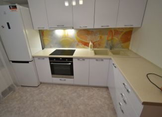 Сдаю 1-ком. квартиру, 38 м2, Республика Башкортостан, улица Просвещения, 9