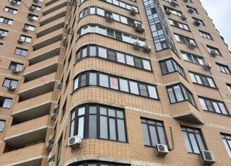 Продаю трехкомнатную квартиру, 100 м2, Ростов-на-Дону, Будённовский проспект, 120/1