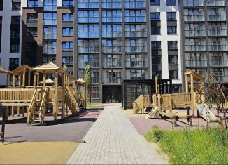 Продаю 3-комнатную квартиру, 83.2 м2, Калининград