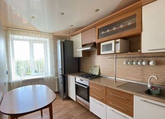 Продаю трехкомнатную квартиру, 64.4 м2, Республика Башкортостан, Парковая улица, 23