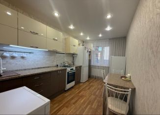 Продаю 2-комнатную квартиру, 64.5 м2, Татарстан, проспект Фоменко, 56