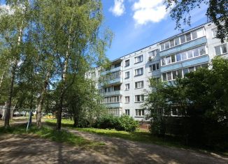 Продажа двухкомнатной квартиры, 47.1 м2, Псков, Рижский проспект, 66