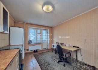 Продам 2-ком. квартиру, 75.2 м2, Рязань, улица Пушкина, 18к2
