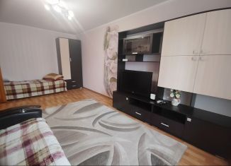 Сдам в аренду однокомнатную квартиру, 39 м2, Липецк, улица Энергостроителей, 17Б