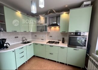 Продаю 3-комнатную квартиру, 69.6 м2, Чебоксары, улица Энтузиастов, 23