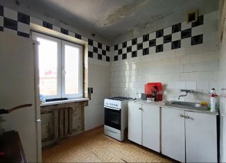 Аренда 3-комнатной квартиры, 58 м2, Сочи, улица Чайковского, 11, микрорайон Гагарина