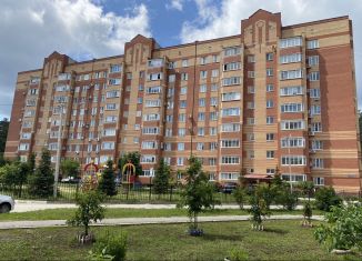 Продаю 3-ком. квартиру, 120 м2, Димитровград, улица Славского, 10А