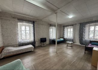 Продаю помещение свободного назначения, 300 м2, Таганрог, улица Чехова, 112