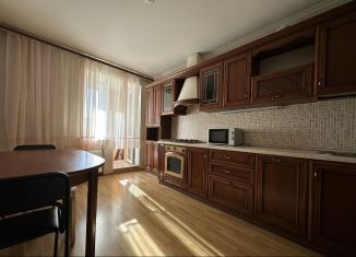 Сдам 1-комнатную квартиру, 41.3 м2, Татарстан, проспект Победы, 18А