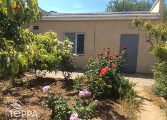 Продаю дом, 36 м2, село Уютное, Садовая улица