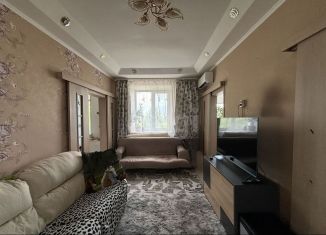 Продается 3-ком. квартира, 40.6 м2, Приморский край, улица Курбаева, 2