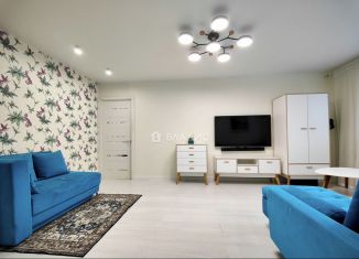 Продам 2-ком. квартиру, 43.3 м2, Калуга, улица Маршала Жукова