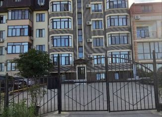 Продаю однокомнатную квартиру, 55 м2, Махачкала, улица Надежды, 4А