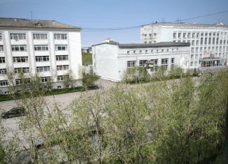 Продам 3-ком. квартиру, 56.7 м2, Воркута, улица Ленина, 48