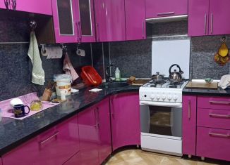 Двухкомнатная квартира на продажу, 61 м2, Лиски, улица Титова, 20