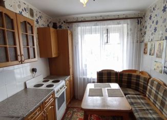 Продается 2-комнатная квартира, 47.5 м2, Старый Оскол, Комсомольский проспект, 27