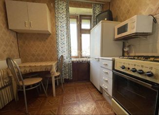 Продам 2-ком. квартиру, 43.6 м2, Старый Оскол, микрорайон Приборостроитель, 31