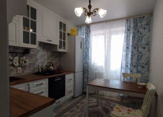 Продам 1-ком. квартиру, 42 м2, Республика Башкортостан, улица Габдуллы Амантая, 1