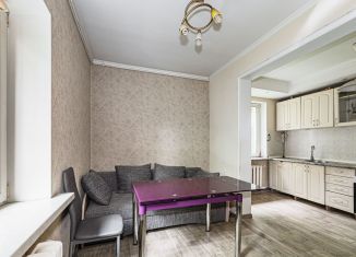 Продаю 3-комнатную квартиру, 83 м2, Калининград, улица Шиллера, 23