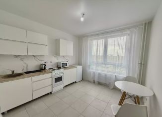 Продается 1-ком. квартира, 37 м2, Тюмень, ЖК Озёрный Парк, Полевая улица, 117к3