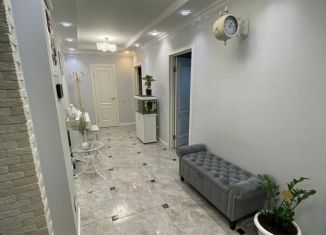 Продается 2-комнатная квартира, 71.1 м2, Раменское, улица Чугунова, 32А