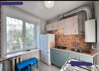 Сдаю в аренду 2-комнатную квартиру, 45 м2, Петергоф, бульвар Разведчика