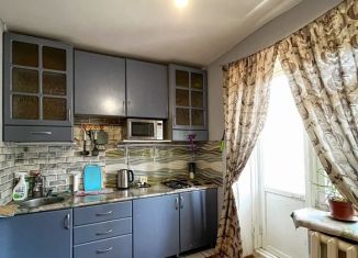 Сдам в аренду 1-комнатную квартиру, 38 м2, Анапа, Стахановская улица, 7