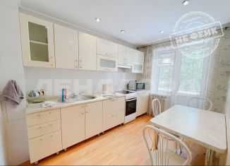 Продам двухкомнатную квартиру, 57 м2, Ростов-на-Дону, проспект Чехова, 107