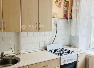 Продаю 1-ком. квартиру, 29.5 м2, Чебоксары, проспект Мира, 21