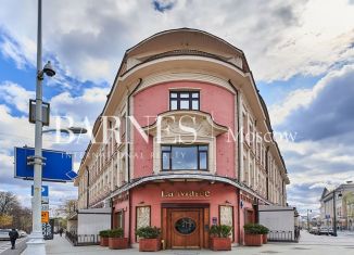 Продаю 3-ком. квартиру, 124 м2, Москва, улица Петровка, 28, Тверской район