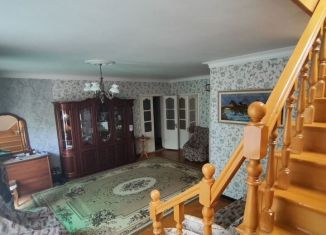 Продаю дом, 200 м2, посёлок городского типа Семендер, Грозненская улица, 19