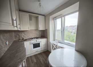 Продается 2-ком. квартира, 46 м2, Ростов-на-Дону, улица Варфоломеева, 274