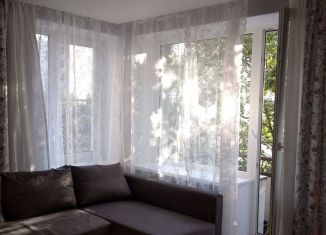 Сдам в аренду однокомнатную квартиру, 38 м2, Санкт-Петербург, Варшавская улица, 122