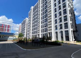 Продаю 1-ком. квартиру, 52.4 м2, Республика Башкортостан, улица Гафури, 71