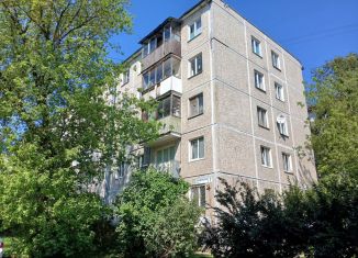 Продажа 2-комнатной квартиры, 42.5 м2, Санкт-Петербург, Гвардейская улица, 7