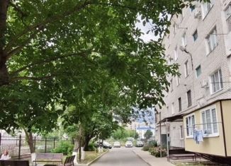 Продажа двухкомнатной квартиры, 50 м2, Черкесск, улица Космонавтов, 7