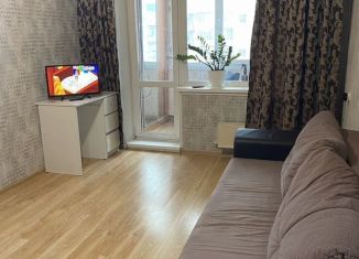 Сдам однокомнатную квартиру, 33 м2, Республика Башкортостан, Гвардейская улица, 48/1