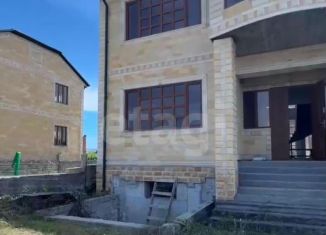 Продам дом, 337 м2, Ингушетия, площадь Алания