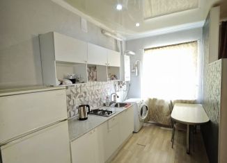 Продам 1-комнатную квартиру, 28 м2, посёлок городского типа Яблоновский, улица Гагарина, 161/4