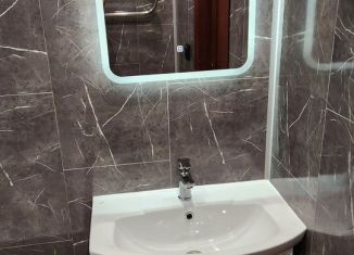 Продается 2-ком. квартира, 73.2 м2, Тула, улица Столетова, 2