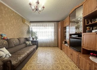 Продажа 2-комнатной квартиры, 44.3 м2, Старый Оскол, микрорайон Макаренко, 1