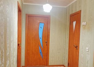 Сдача в аренду комнаты, 11 м2, Йошкар-Ола, улица Эшкинина, 2