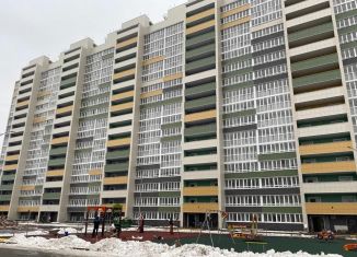 Продается двухкомнатная квартира, 60.6 м2, Зеленодольск, улица Ленина, 11к2