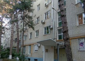 Продаю 2-комнатную квартиру, 49.5 м2, Армавир, улица Розы Люксембург, 105