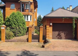 Продается дом, 180 м2, деревня Фоминское, Соловьиная улица, 94