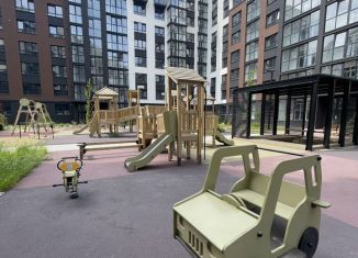 Продам 1-ком. квартиру, 47.8 м2, Калининград