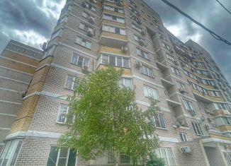 Продаю 2-ком. квартиру, 87.5 м2, Краснодар, Карасунская набережная, 93, Карасунская набережная