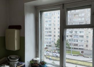 Продаю 2-комнатную квартиру, 44.7 м2, Курган, улица Пушкина, 104